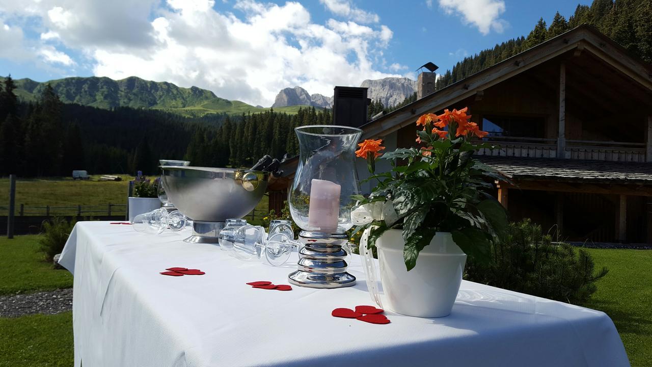 Dolomites Living Hotel Tirler Альпе-ди-Сьюзи Экстерьер фото
